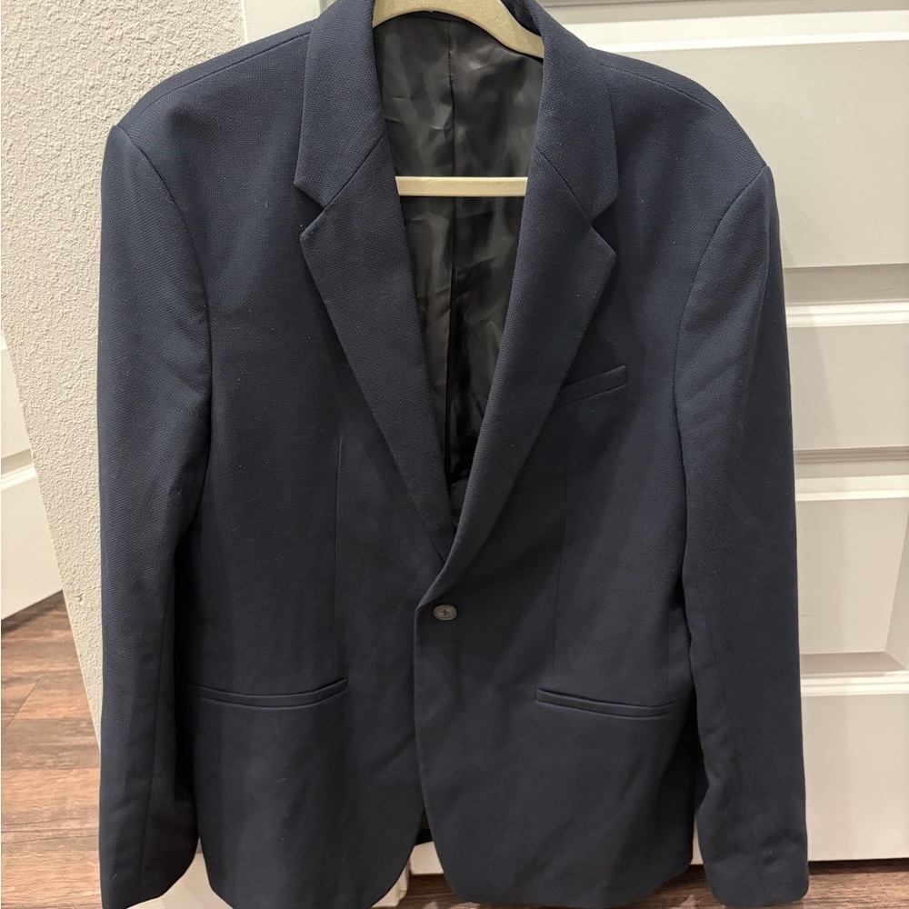 Zara Men’s Navy Blue Blazer